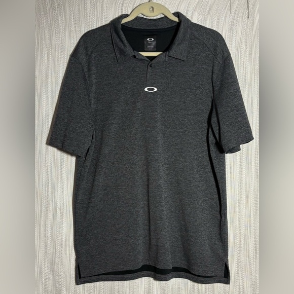 Oakley Men's Charcoal Polo Shirt size large - Picture 1 of 4